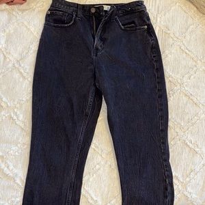 Size 2/Black/high rise/mom jeans/(lightly worn)